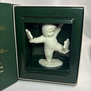 Snowbabies - "It’s Snowing” Figurine